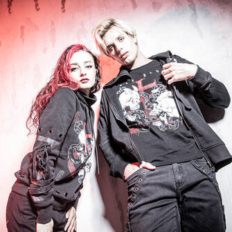 Black Blood / ¡Descubre más ahora!