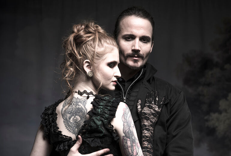 Creatividad, Oscuridad, Individualidad