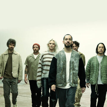 Linkin Park es, sin duda, una de las bandas de rock m&aacute;s influyentes de todos los tiempos, con &eacute;xitos inolvidables que han marcado la historia de la m&uacute;sica.Ahora, siete a&ntilde;os despu&eacute;s de su &uacute;ltimo &aacute;lbum y la dolorosa p&eacute;rdida de Chester Bennington, regresan con un lanzamiento impactante: From Zero.&iexcl;No te pierdas este momento! Escucha el nuevo &aacute;lbum y descubre su m&aacute;s reciente merch.