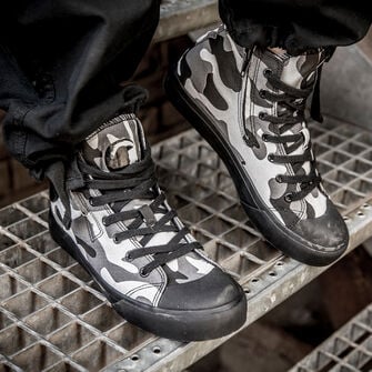 Zapatillas / ¡Descubre más ahora!