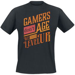 Gamers Don't Age - We Level Up, Camiseta divertida, Camiseta