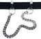 Cinturón estrecho negro con cadena decorativa