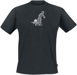 Crouching Tiger, Chet Rock, Camiseta