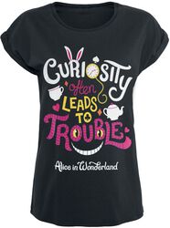 Trouble, Alicia en el País de las Maravillas, Camiseta