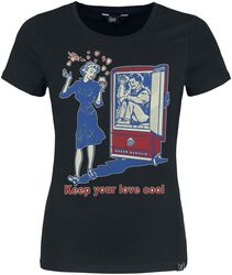 Keep Your Love Cool, Queen Kerosin, Camiseta